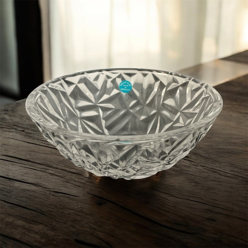 Round Bowl in the Rock Cut pattern by Tiffany. Cut, Textured Surface 6”
